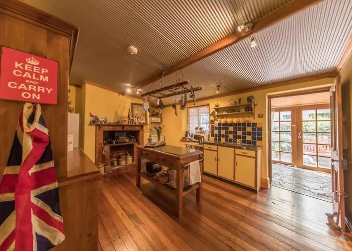 Barossa Valley\'S Captain Rodda\'S Cottage